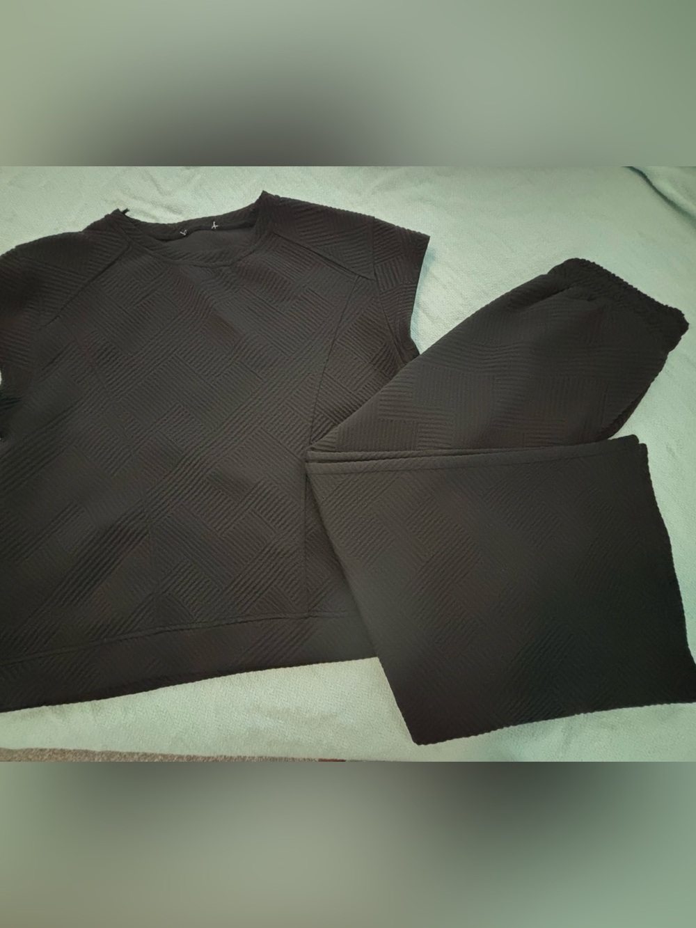 Umgee Black Textured Set Size Small